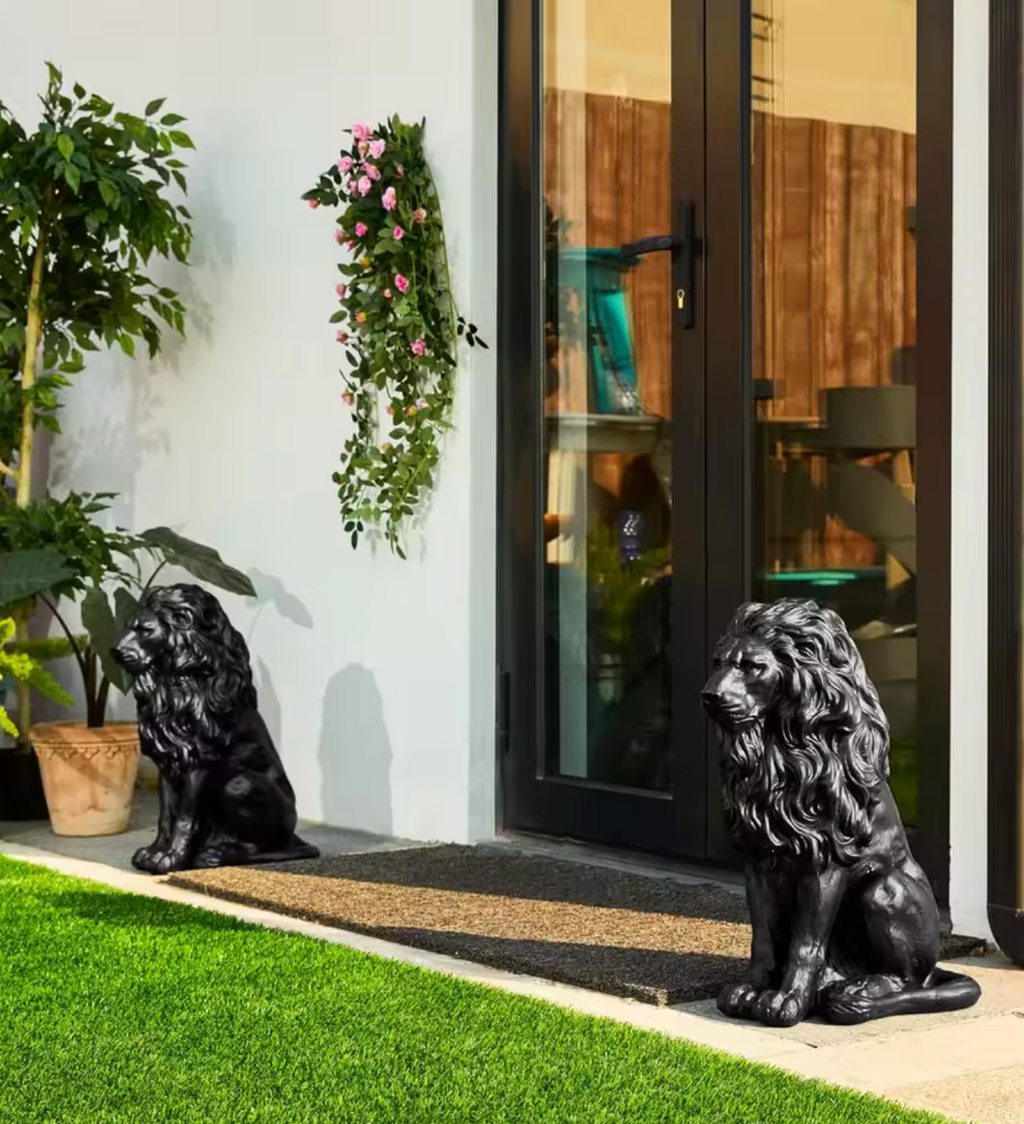 Black Lion Garden Statue