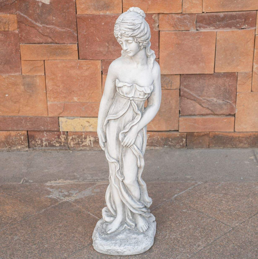Classic Lady Garden Statue